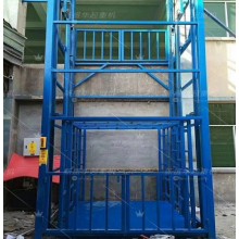 直銷鏈條導(dǎo)軌式液壓貨梯，液壓叉車，液壓起重貨梯安裝施工